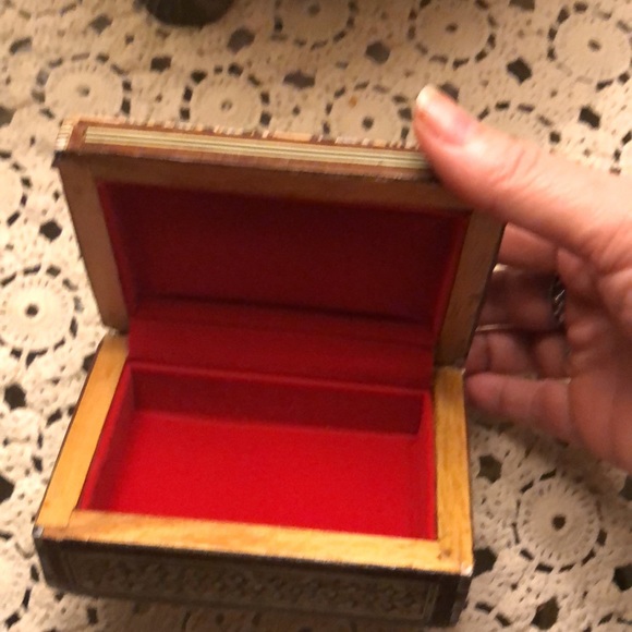 4-sale Egyptian Inlaid Wood Jewelry Box- 501 $35 or $30 w/offer - Picture 2 of 4